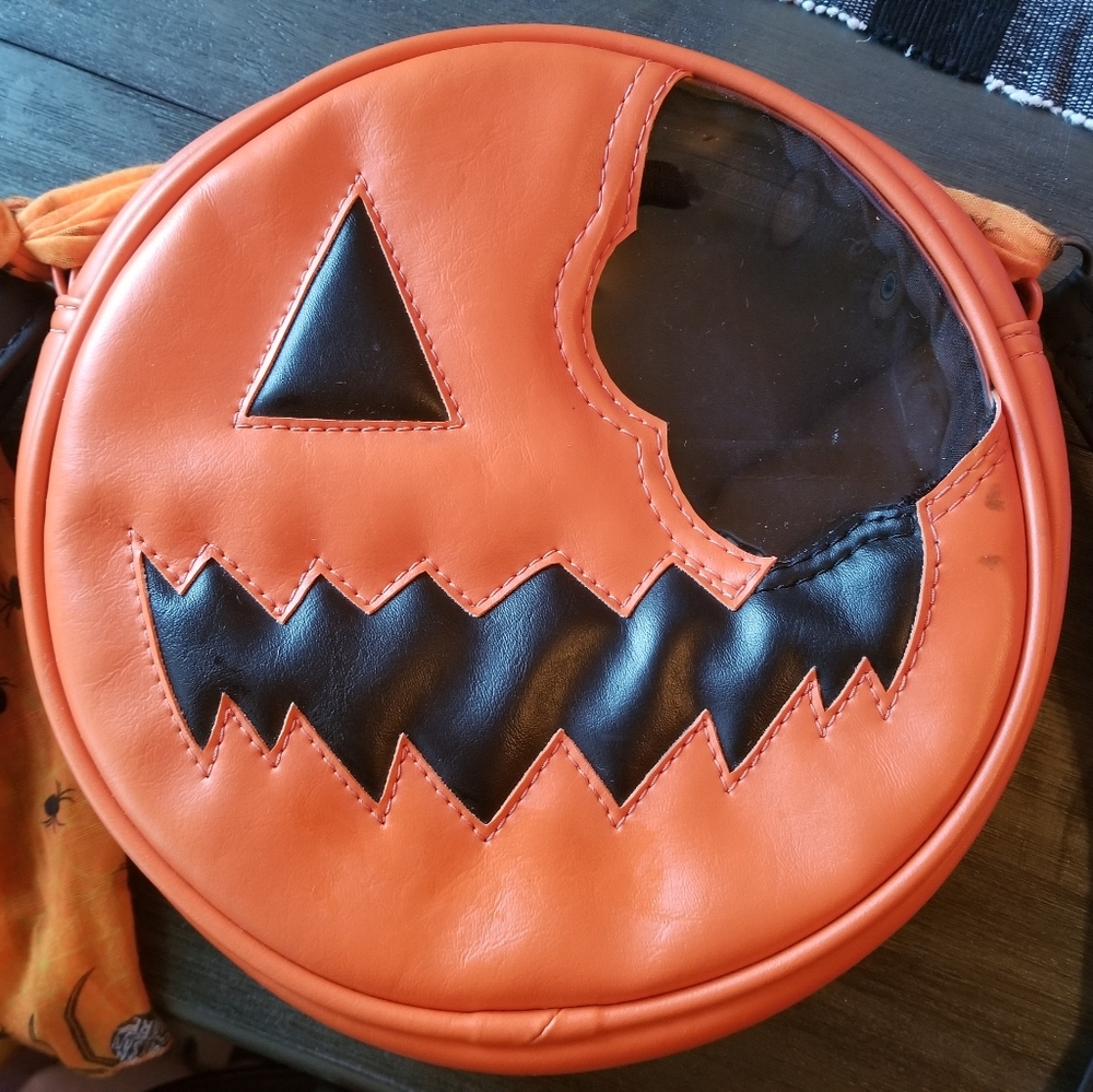 LPS Purse